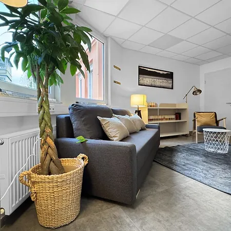 Apartment Gruppenfreundl Komfort Fuer 18 Im Zentrum Stuttgarts
