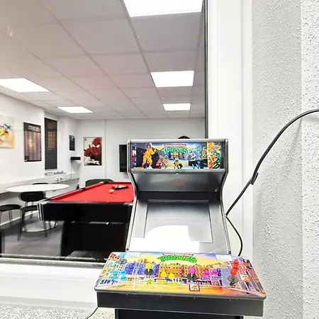 Apartment Gruppenfreundl Komfort Fuer 18 Im Zentrum Stuttgarts