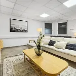 Gruppenfreundl Komfort Fuer 18 Im Zentrum Stuttgarts * Štutgart