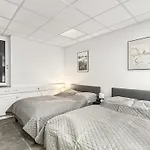 Gruppenfreundl Komfort Fuer 18 Im Zentrum Stuttgarts Apartmán *
