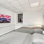 Gruppenfreundl Komfort Fuer 18 Im Zentrum Stuttgarts