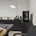 Apartmán Gruppenfreundl Komfort Fuer 18 Im Zentrum Stuttgarts