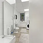 Gruppenfreundl Komfort Fuer 18 Im Zentrum Stuttgarts Apartmán