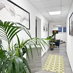 Gruppenfreundl Komfort Fuer 18 Im Zentrum Stuttgarts Štutgart