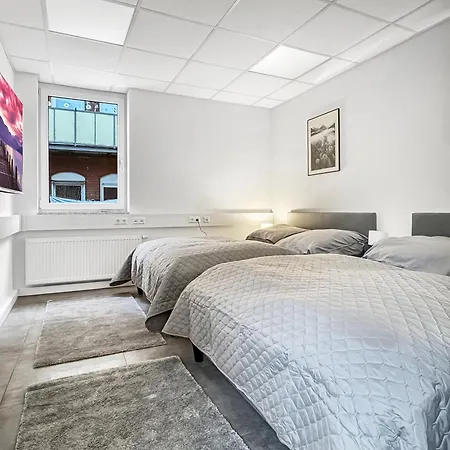 Апартаменты Gruppenfreundl Komfort Fuer 18 Im Zentrum Stuttgarts *