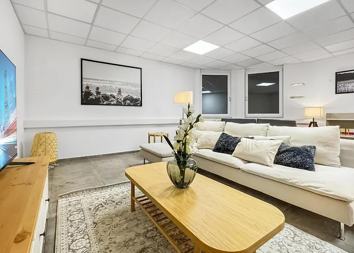 Gruppenfreundl Komfort Für 18 Im Zentrum Stuttgarts * Stuttgart