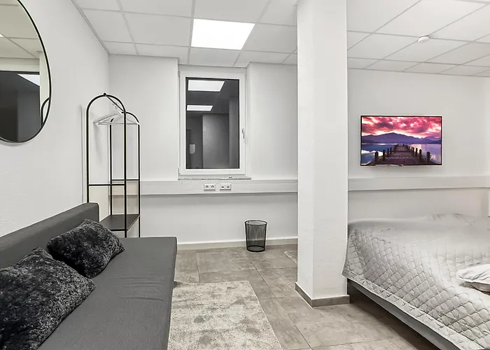 Apartment Gruppenfreundl Komfort Für 18 Im Zentrum Stuttgarts Stuttgart