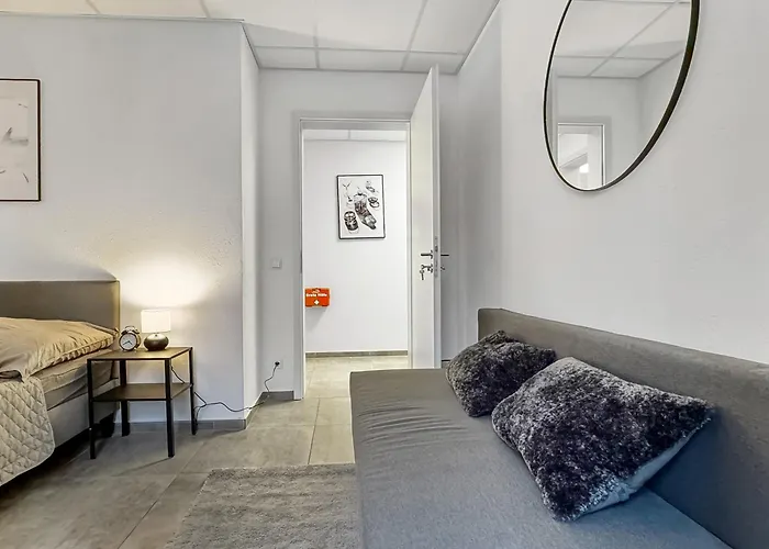 Apartment Gruppenfreundl Komfort Für 18 Im Zentrum Stuttgarts Stuttgart