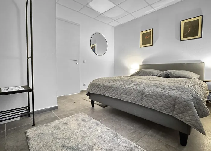 Gruppenfreundl Komfort Für 18 Im Zentrum Stuttgarts Apartment *