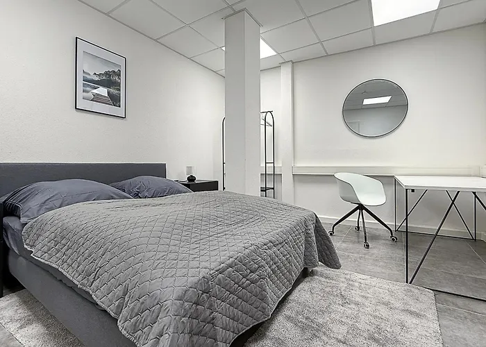 Apartment Gruppenfreundl Komfort Für 18 Im Zentrum Stuttgarts *