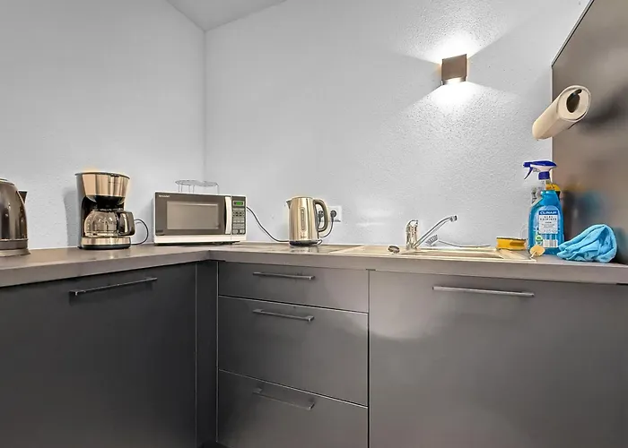 Gruppenfreundl Komfort Für 18 Im Zentrum Stuttgarts * Stuttgart