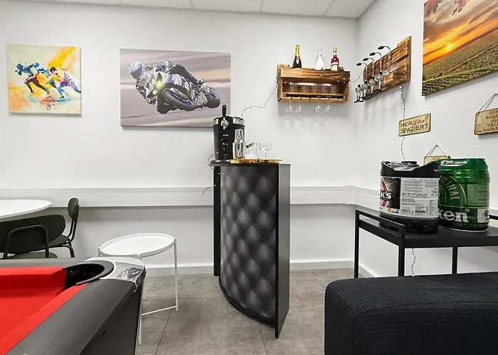 Gruppenfreundl Komfort Für 18 Im Zentrum Stuttgarts Apartment