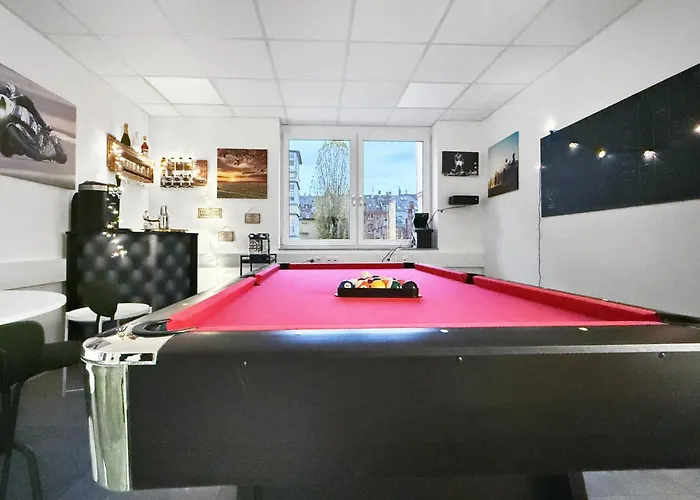 Gruppenfreundl Komfort Für 18 Im Zentrum Stuttgarts *