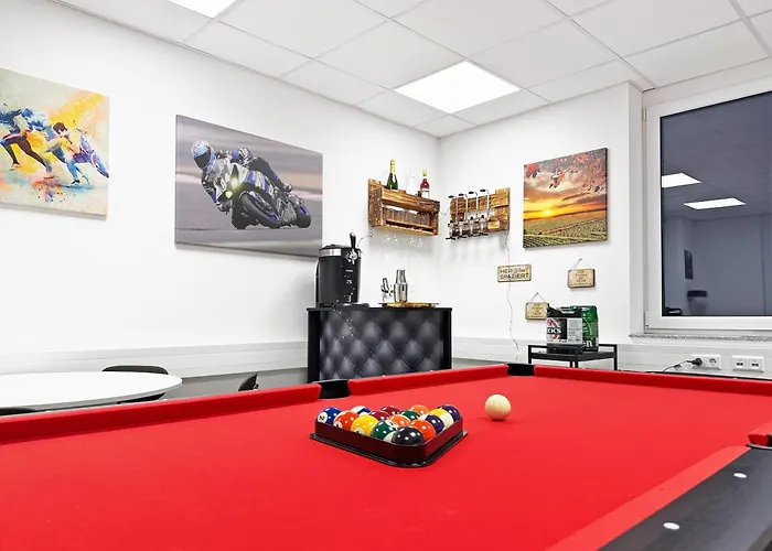 Gruppenfreundl Komfort Für 18 Im Zentrum Stuttgarts * Stuttgart