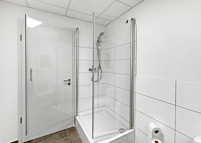 Gruppenfreundl Komfort Für 18 Im Zentrum Stuttgarts *