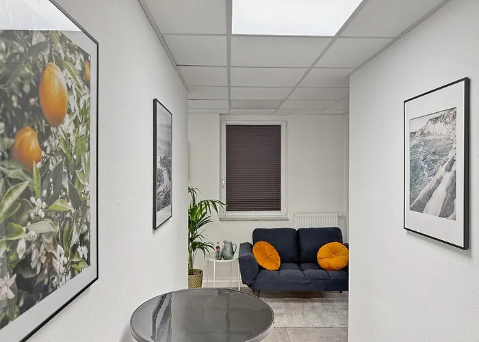 Gruppenfreundl Komfort Für 18 Im Zentrum Stuttgarts Stuttgart