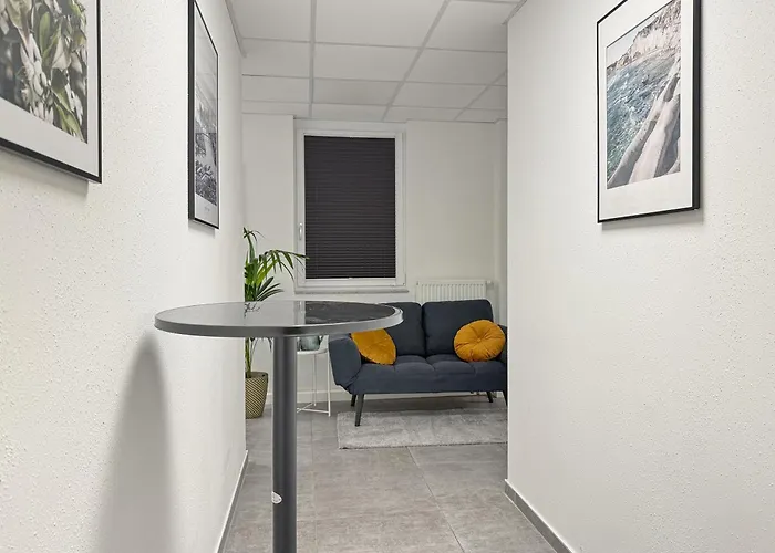 Gruppenfreundl Komfort Für 18 Im Zentrum Stuttgarts