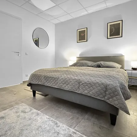 Gruppenfreundl Komfort Fuer 18 Im Zentrum Stuttgarts *