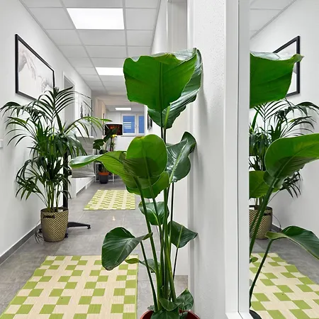 Gruppenfreundl Komfort Fuer 18 Im Zentrum Stuttgarts