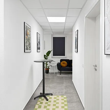 Gruppenfreundl Komfort Für 18 Im Zentrum Stuttgarts Apartment Stuttgart