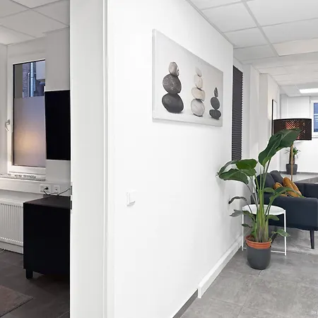 Gruppenfreundl Komfort Fuer 18 Im Zentrum Stuttgarts